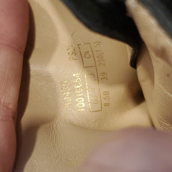 Stuart Weitzman Arista Shine Crystal Pearl Black Suede Ankle Booties Size 8.5B - Picture 9 of 16